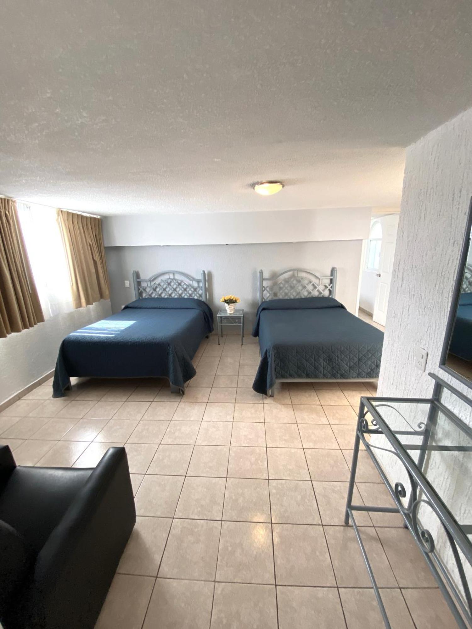 Hotel Qualitel Plus Morelia Bagian luar foto