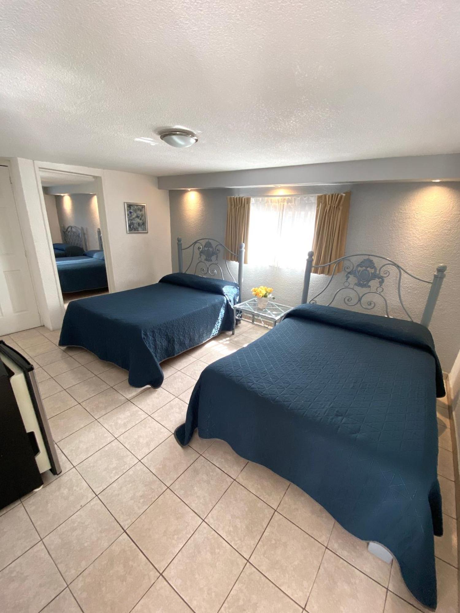 Hotel Qualitel Plus Morelia Bagian luar foto
