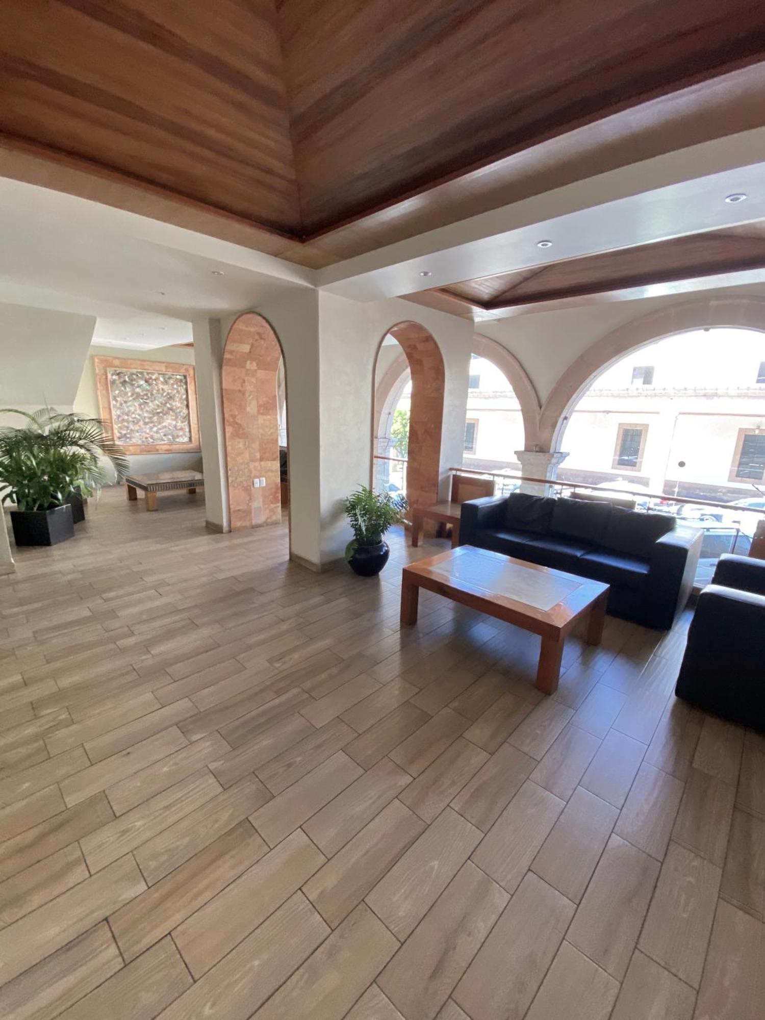 Hotel Qualitel Plus Morelia Bagian luar foto