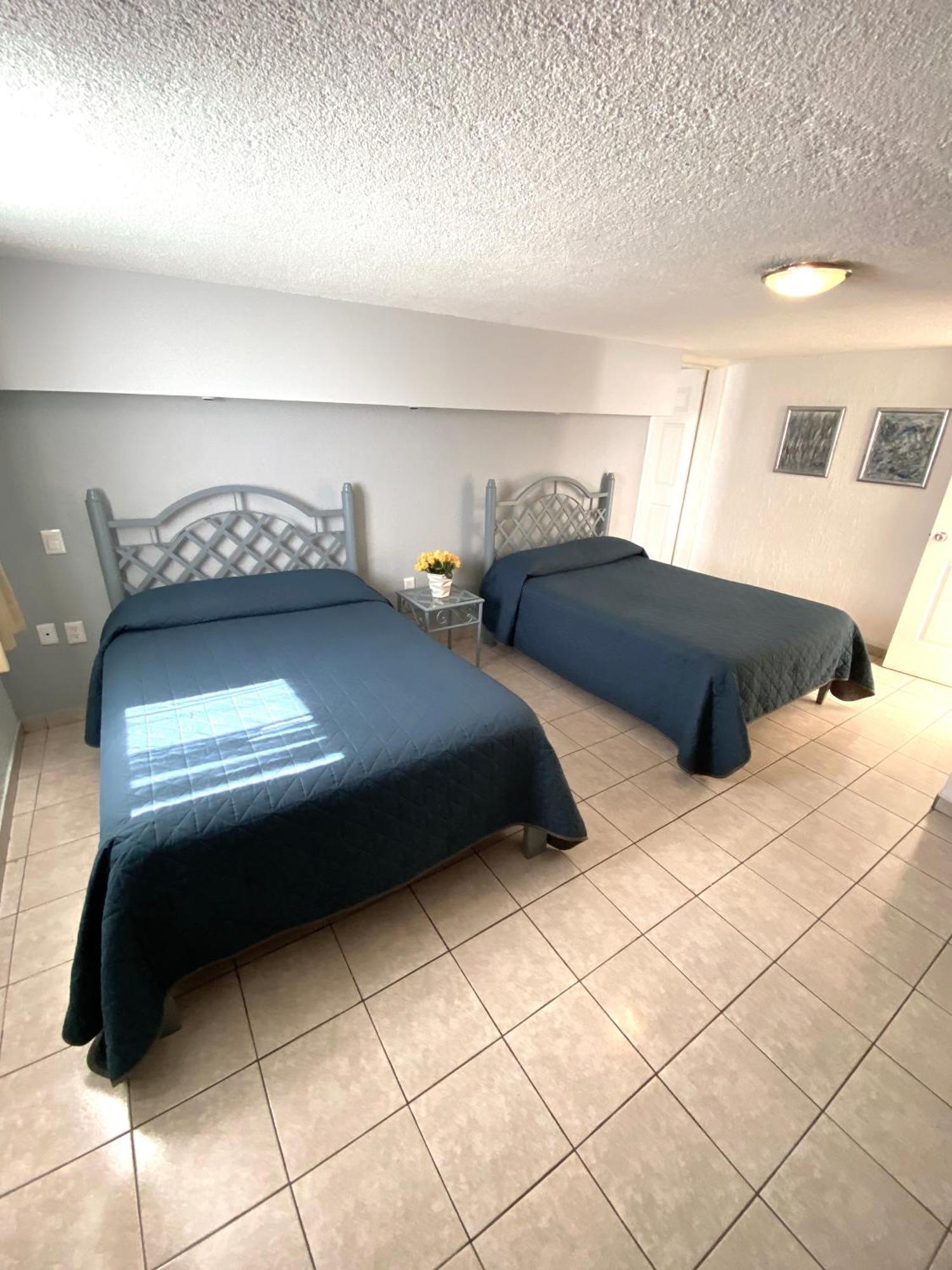 Hotel Qualitel Plus Morelia Bagian luar foto
