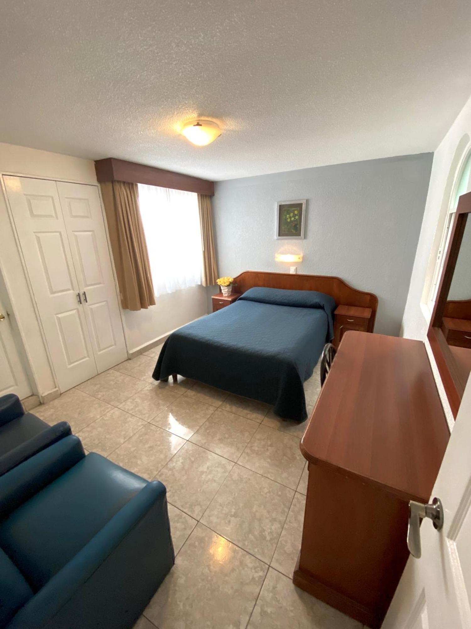 Hotel Qualitel Plus Morelia Bagian luar foto