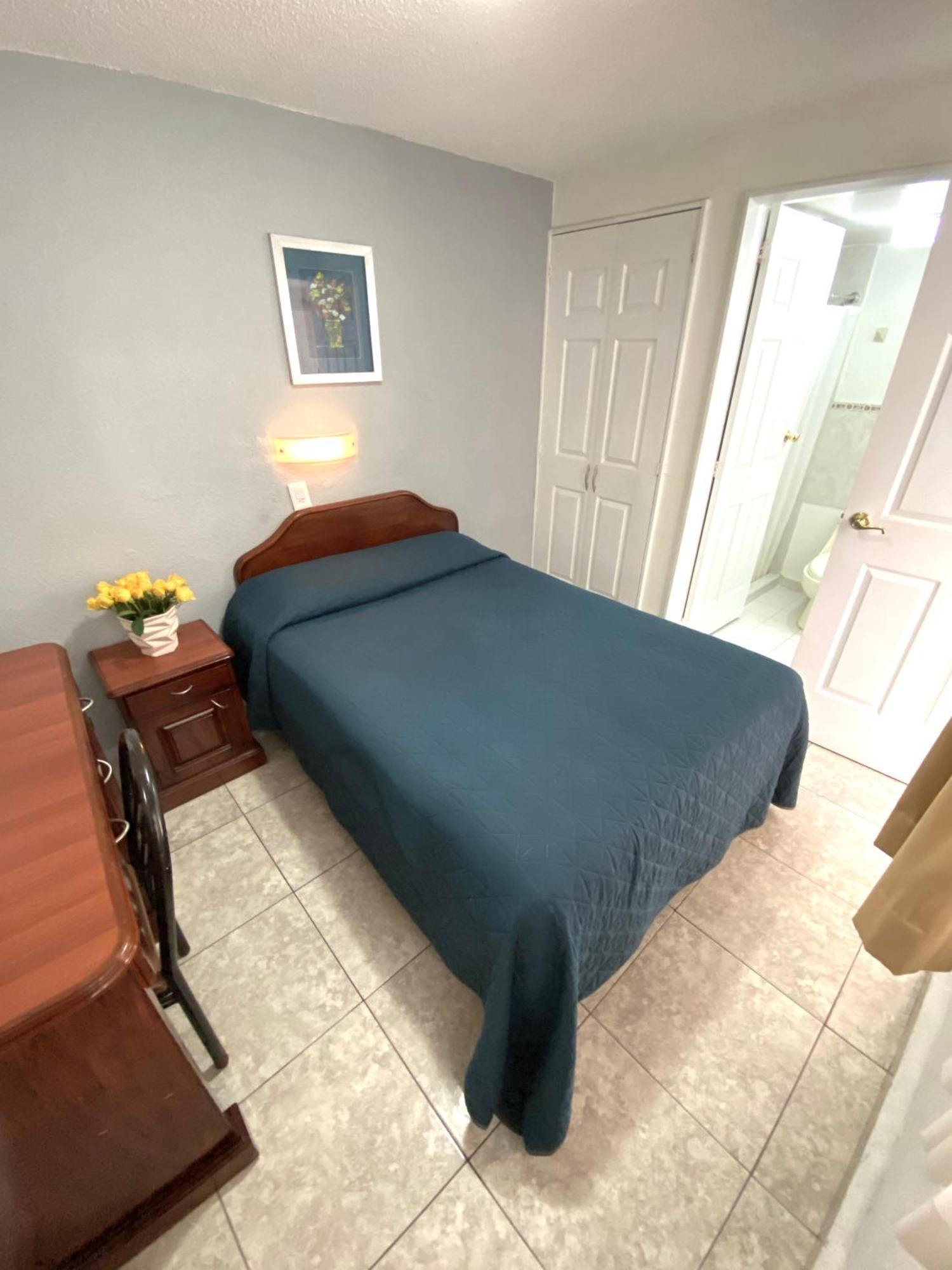 Hotel Qualitel Plus Morelia Bagian luar foto